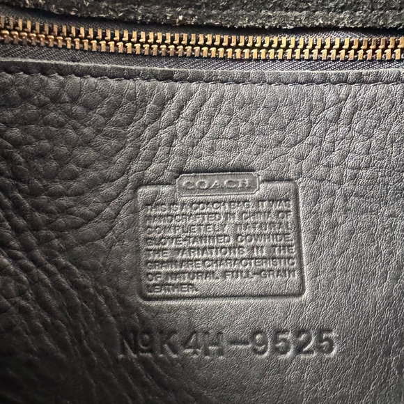 Vintage Coach Stewardess Bag 9525 in Black - Picture 6 of 13